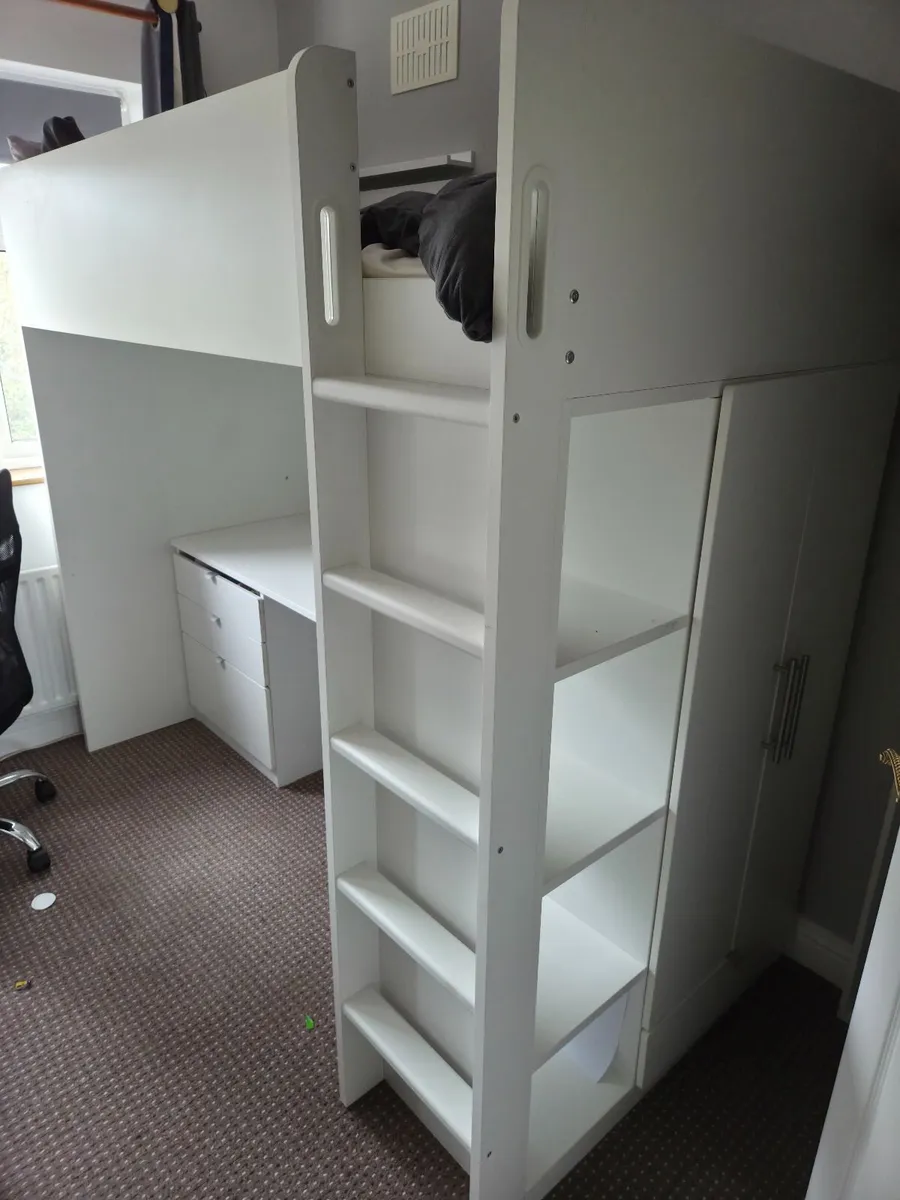 bunk bed - Image 1