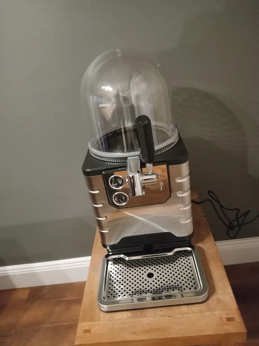 Blade beer dispenser unit - Image 1