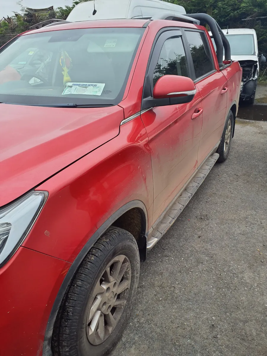 Ssangyong Musso 2.2 diesel Automatic - Image 3