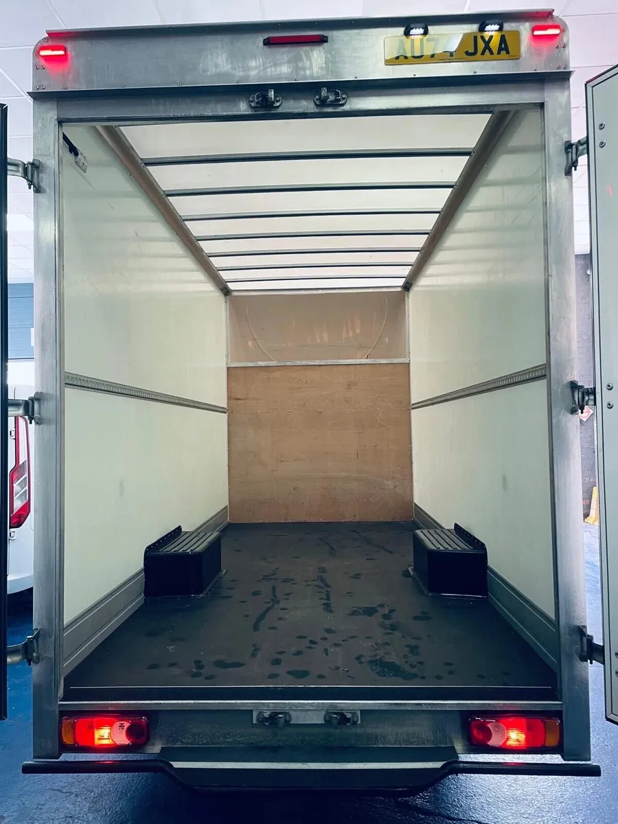 2024 Renault Master Luton Low Loader Box Van - Image 2