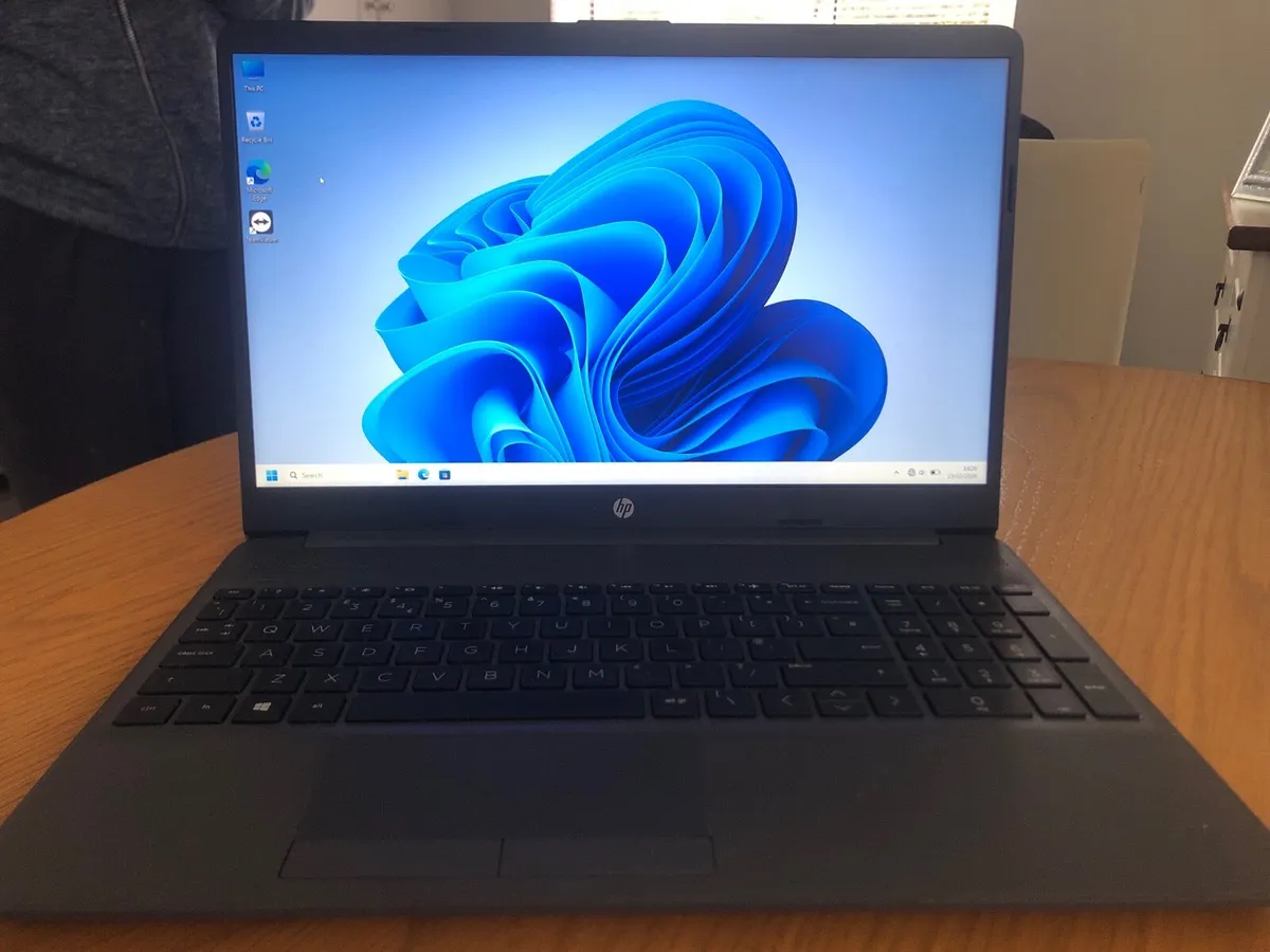 Refurbished Laptops - Image 2