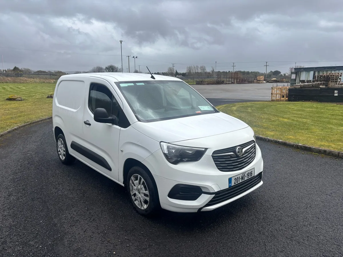 2020 Vauxhall Combo 1.5 Sportive ( NEW Model ) - Image 1