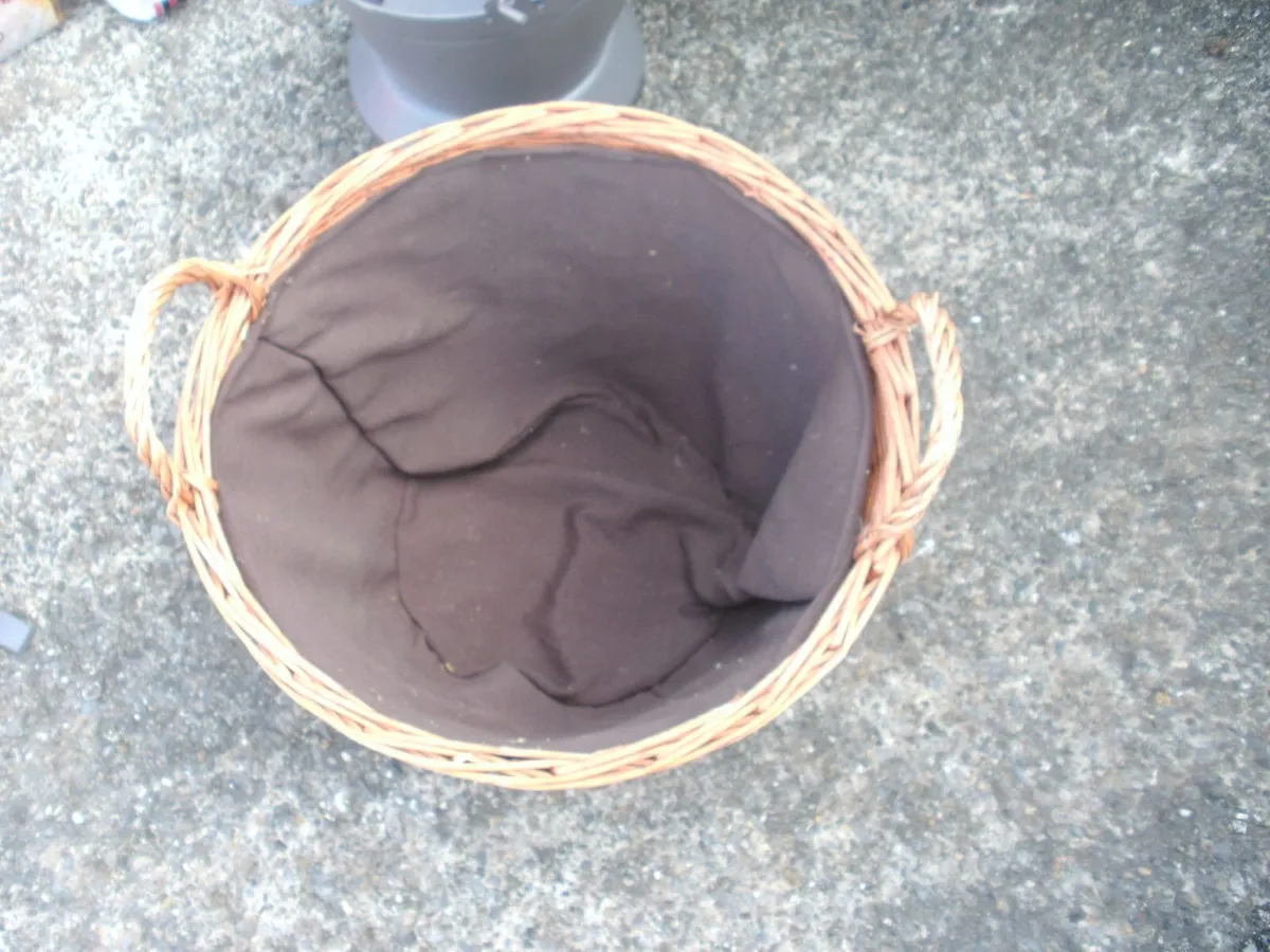 Fire side set coal bucket, basket,+9 bags of fuel - Image 3