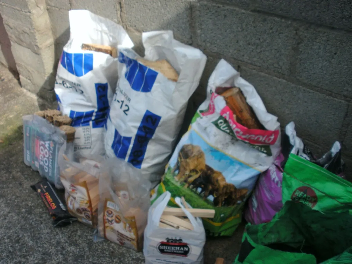 Fire side set coal bucket, basket,+9 bags of fuel - Image 4