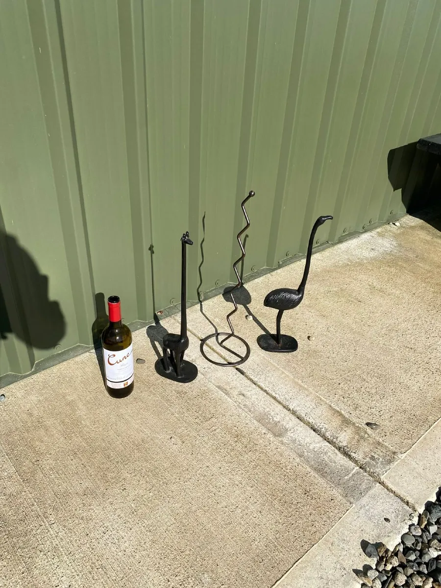 Toilet Roll Holders - Image 2