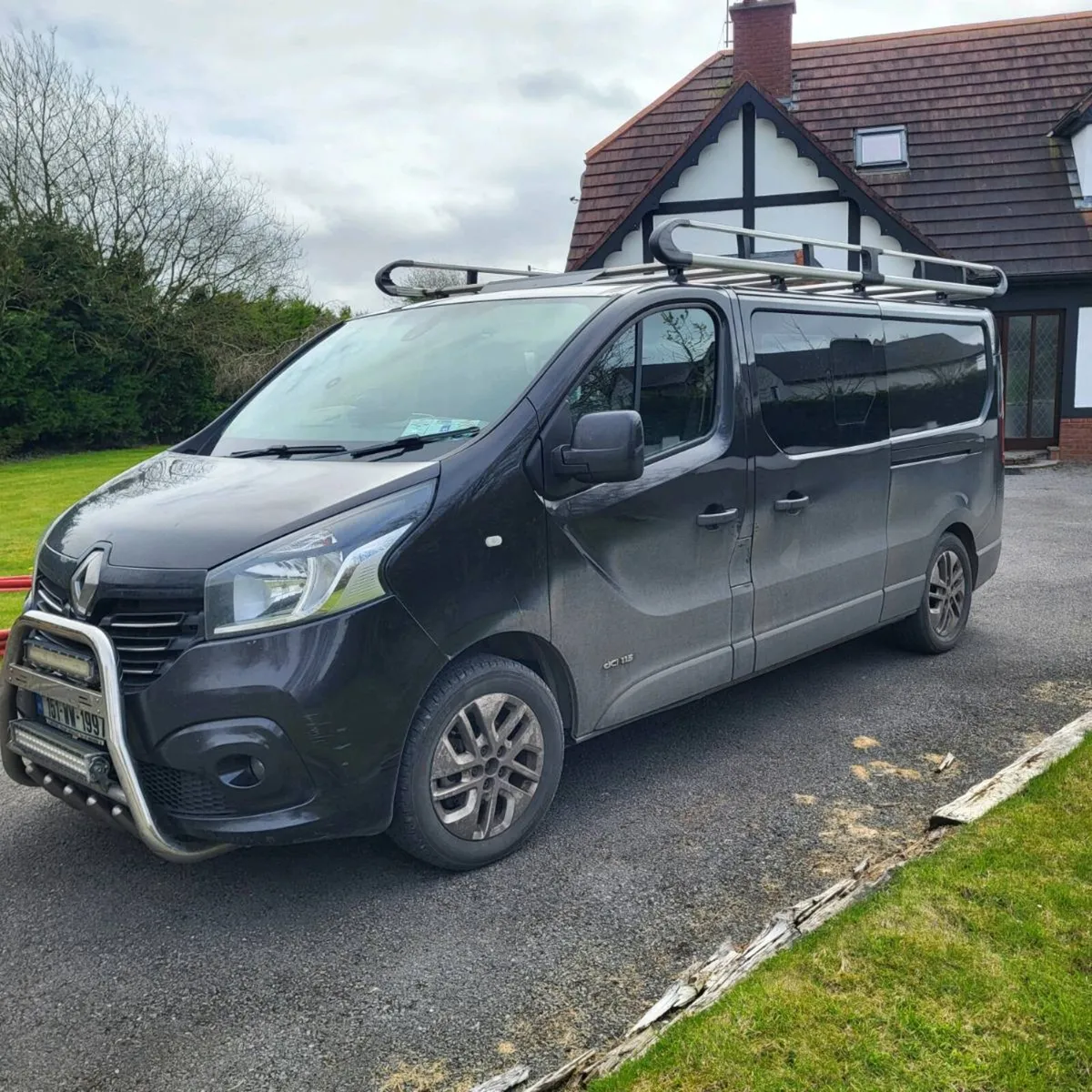 Renault trafic crew cab - Image 1