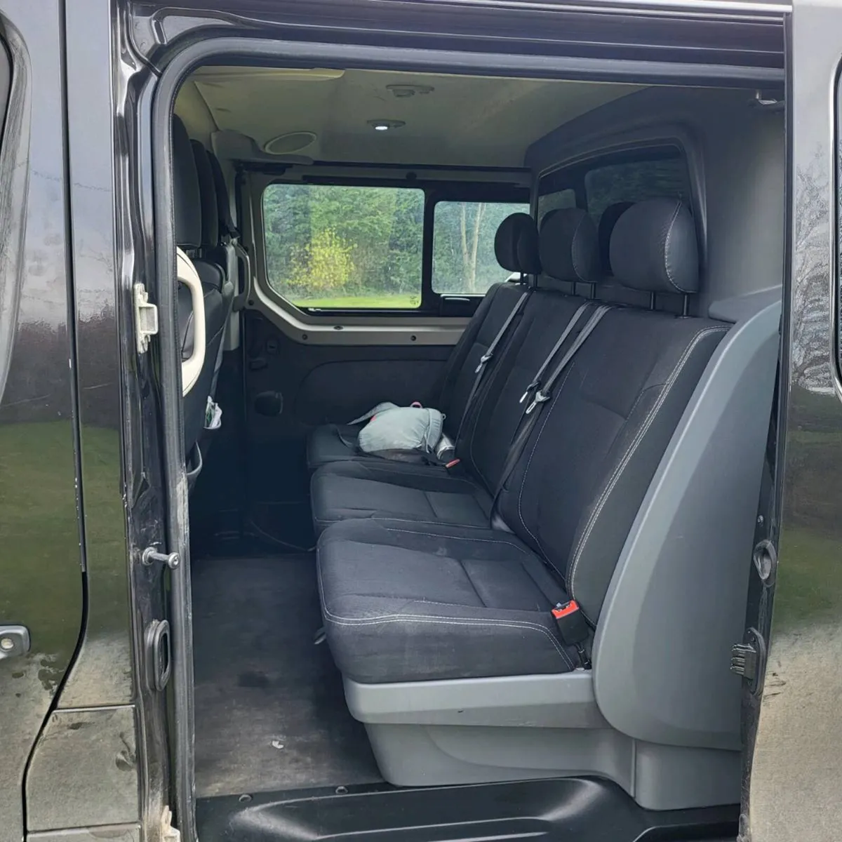 Renault trafic crew cab - Image 3