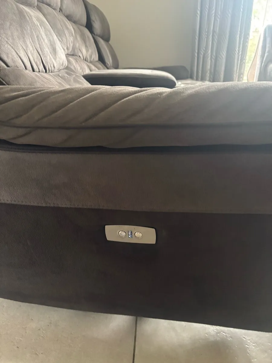 Recliner sofa - Image 2