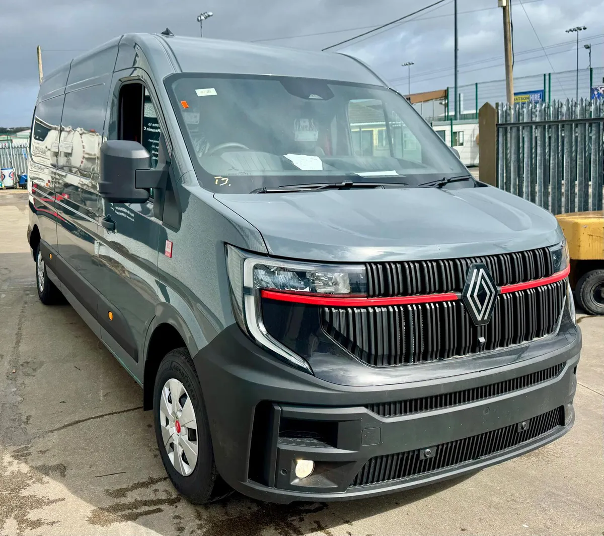 Renault Master 2026 AUTO - Image 2