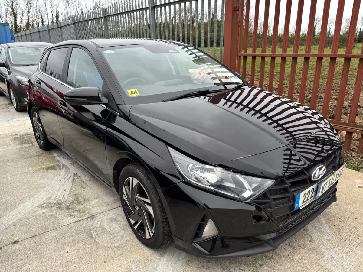 22 i20 Delux Plus 1.2 petrol 45km Starts - Image 2