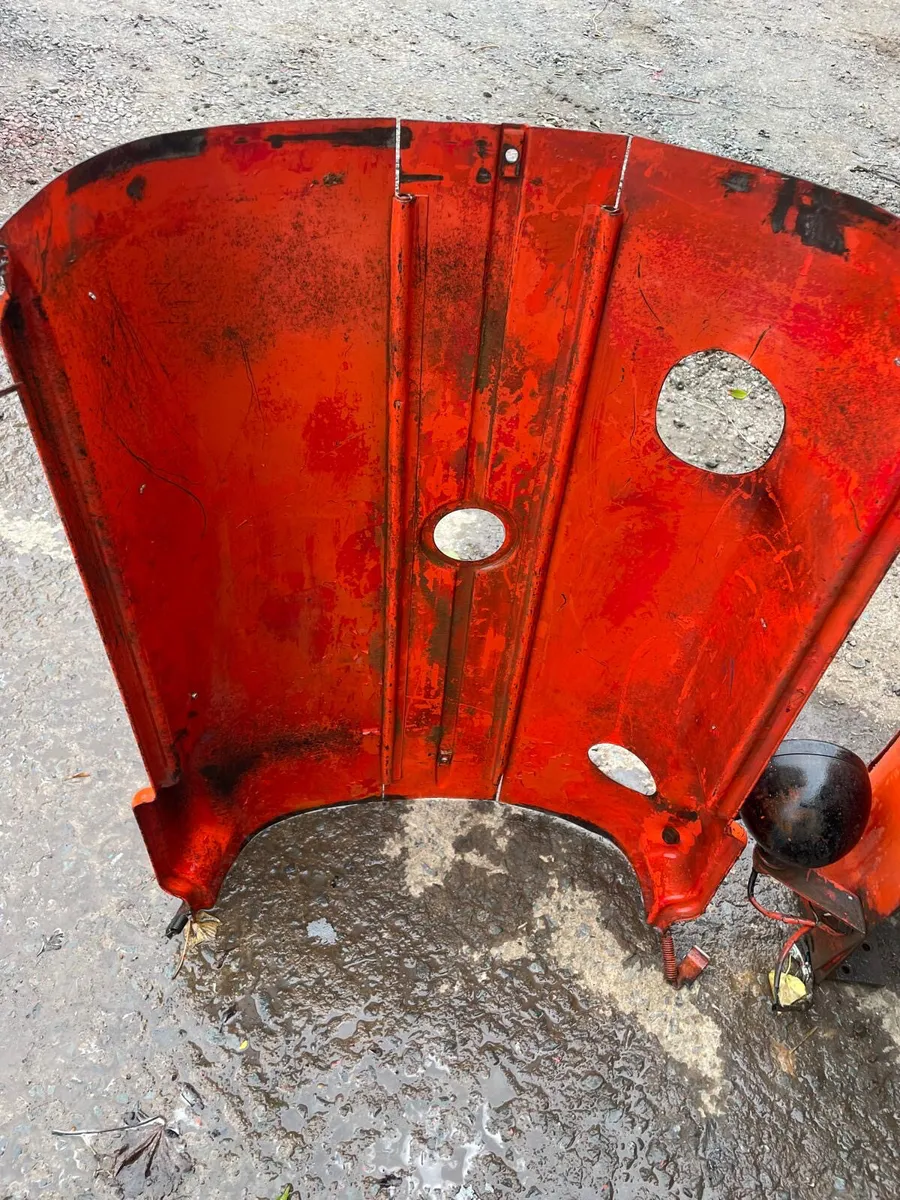 Nuffield 342 Bonnet & Nose - Image 4