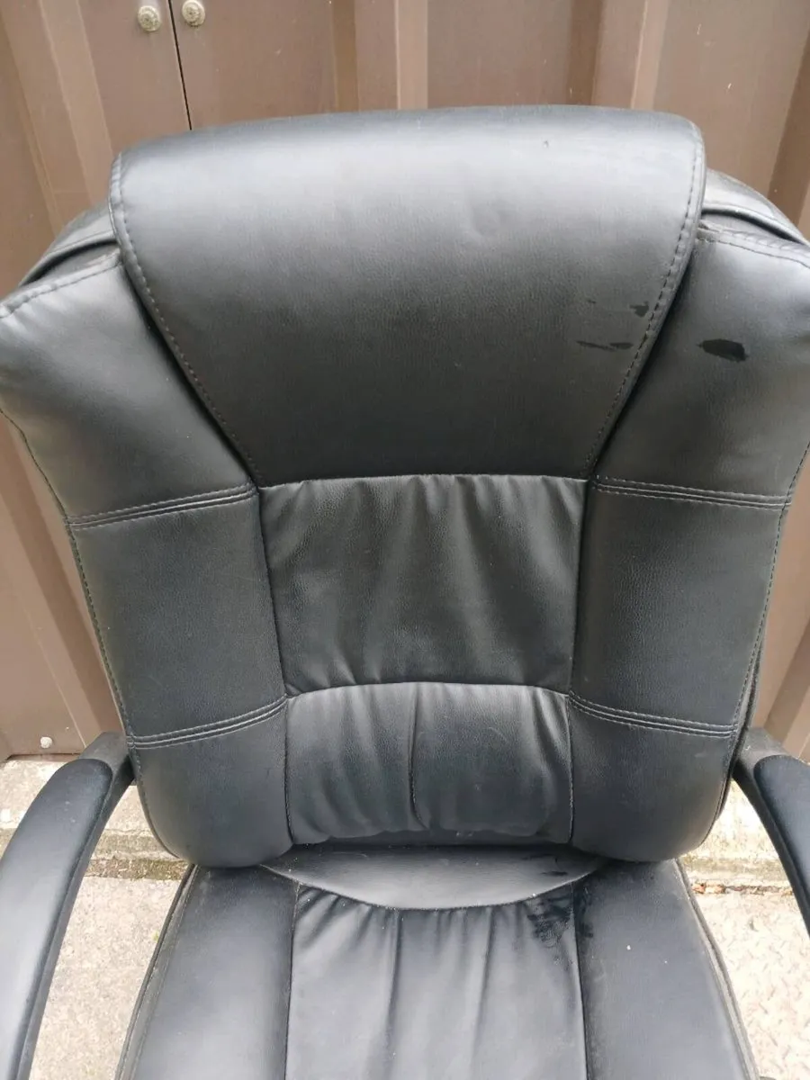 Swivel Chair - Image 1
