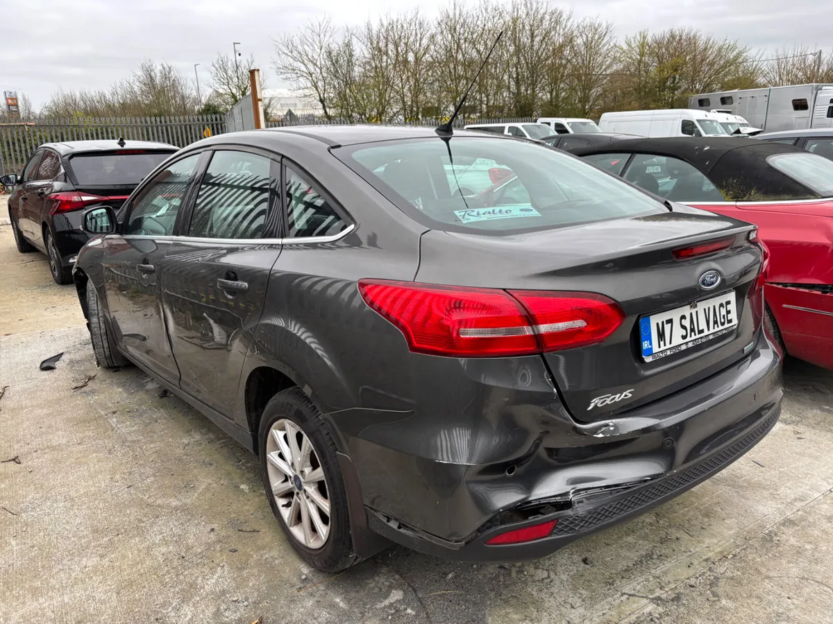 16 Focus 1.0 Petrol 70km NCT 6/26Tax1/27 Drives - Image 4