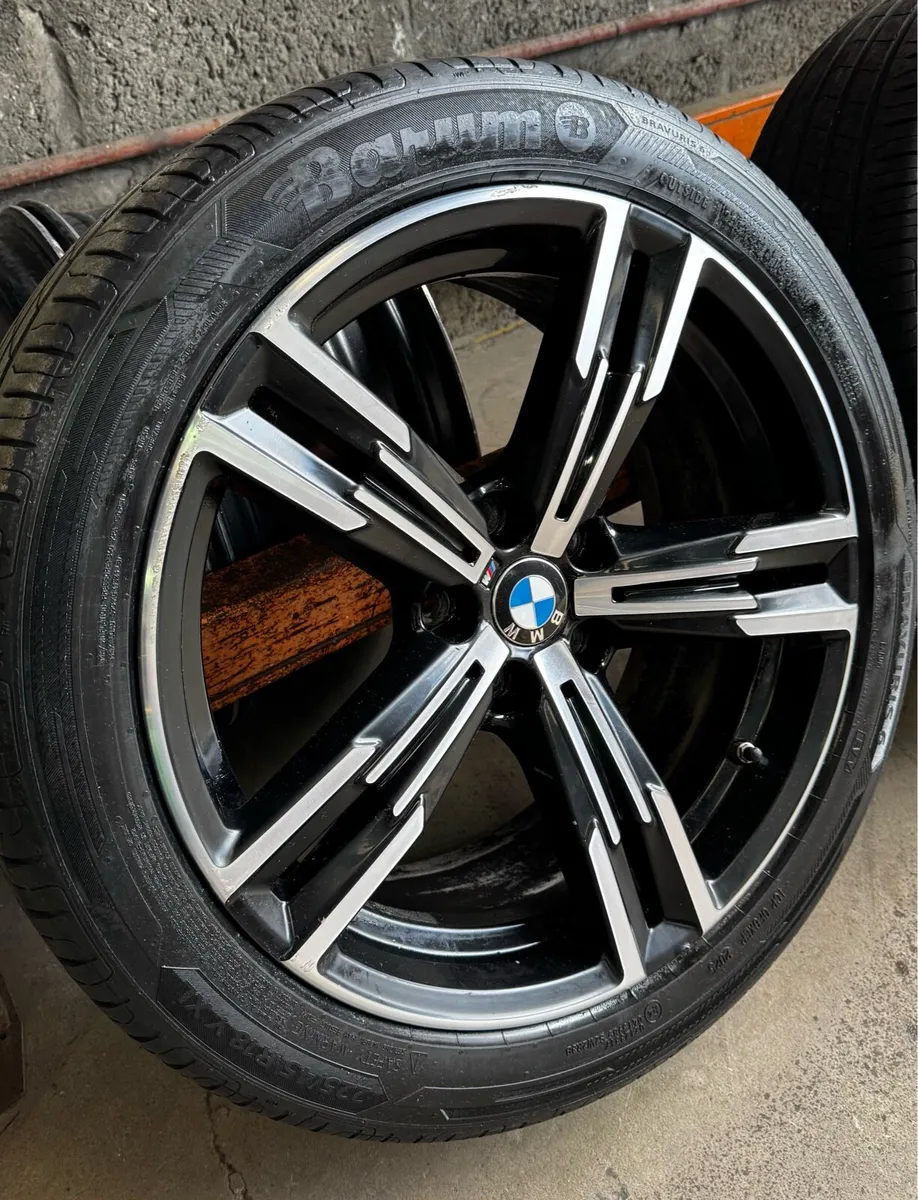 18” Genuine BMW MSport Alloys - Image 3