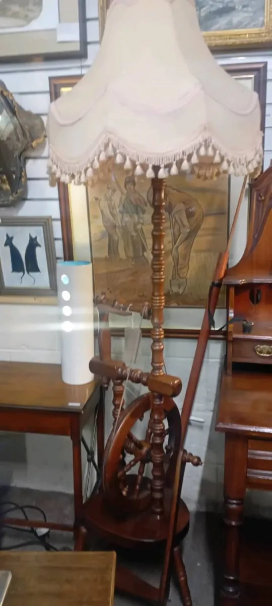 Vintage Spinning Wheel Standard Lamp - Image 3