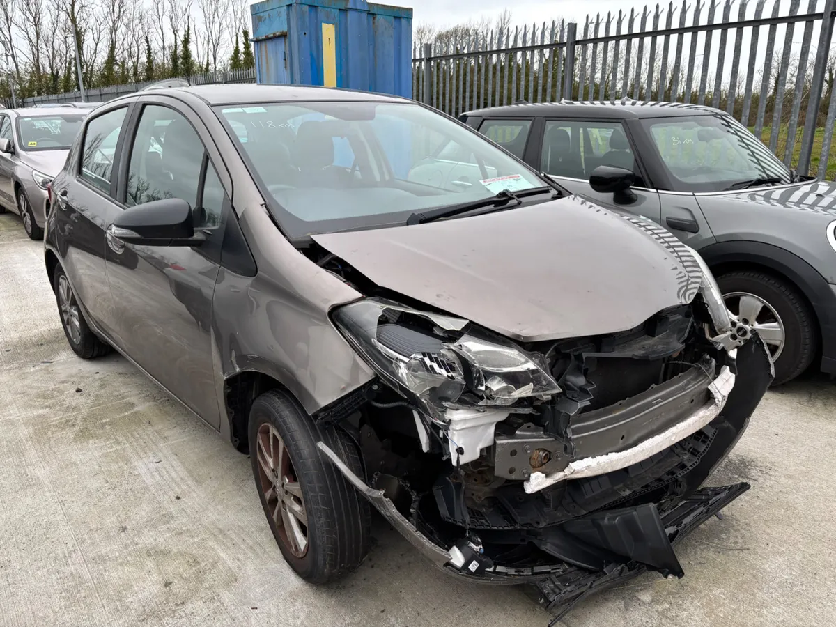 16 Yaris 1.0 Luna 120km Starts - Image 2