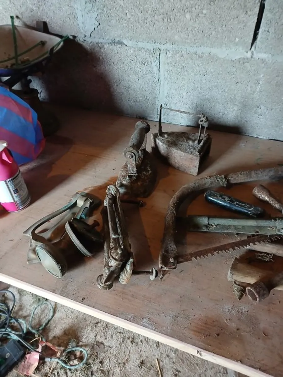 Old Antiques - Image 3