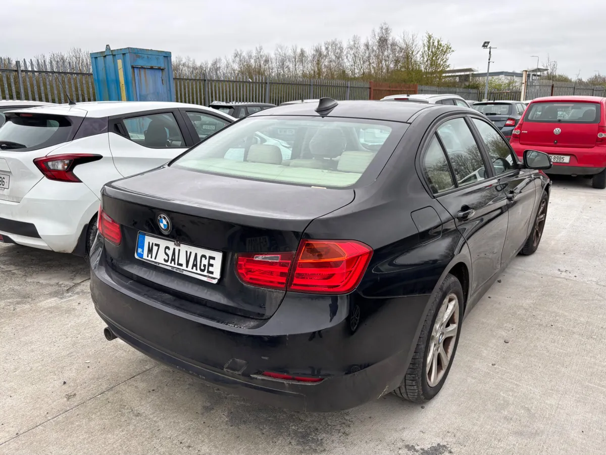 15 BMW 316d 2.0 Manual 160km Drives - Image 3