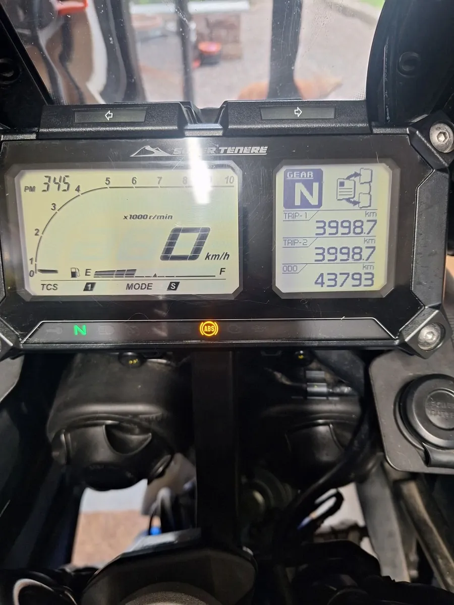 2016 YAMAHA SUPER TENERE XT1200Z - Image 4