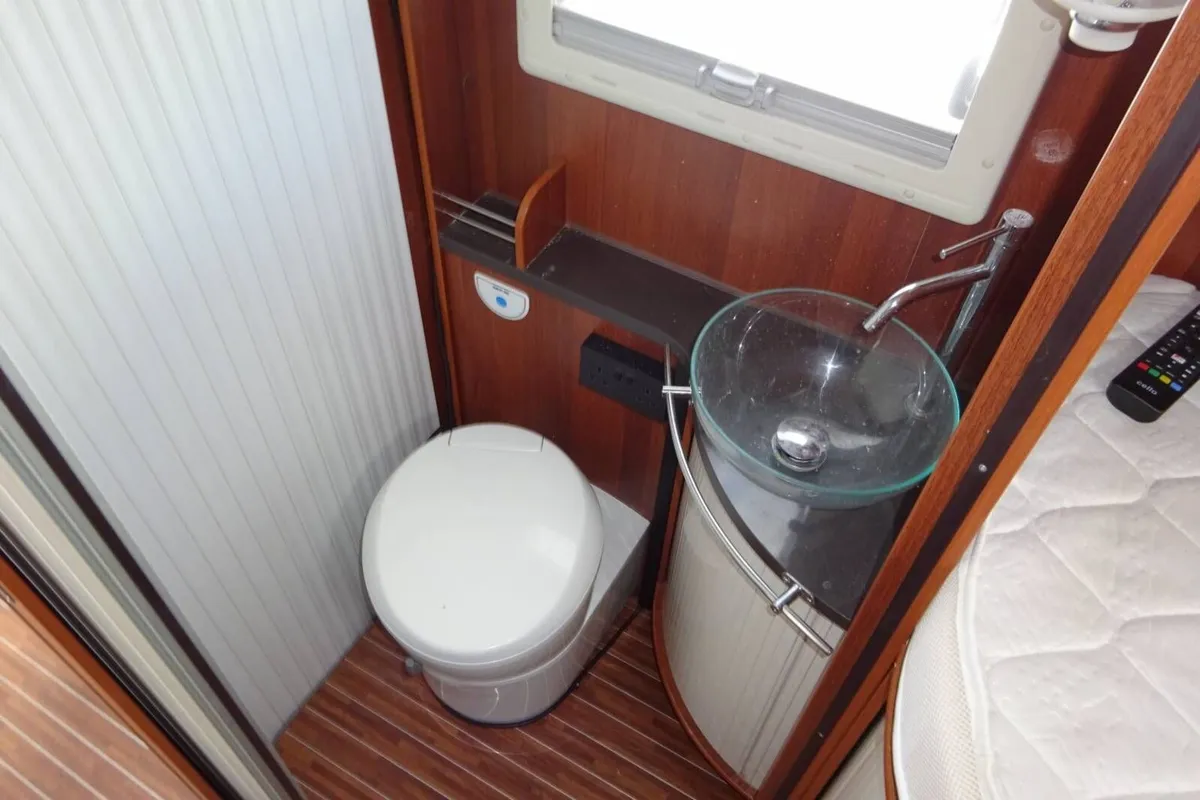 Fiat Ducato Rimor Superbrig Suite (irish reg) - Image 4