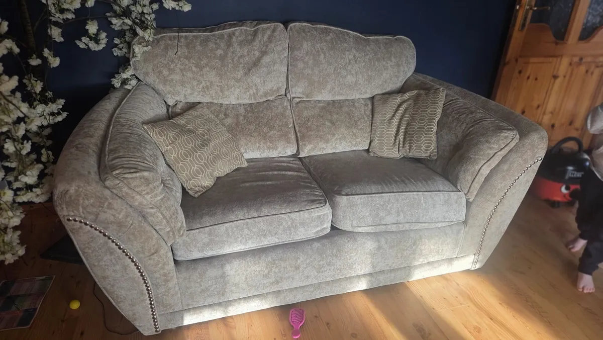3 + 2 seater sofa - Image 2