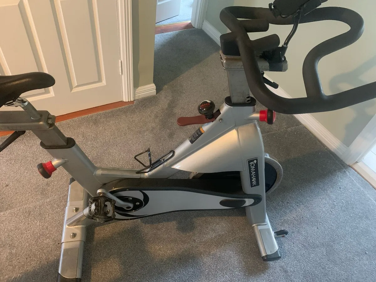 Exercise bike - Image 1