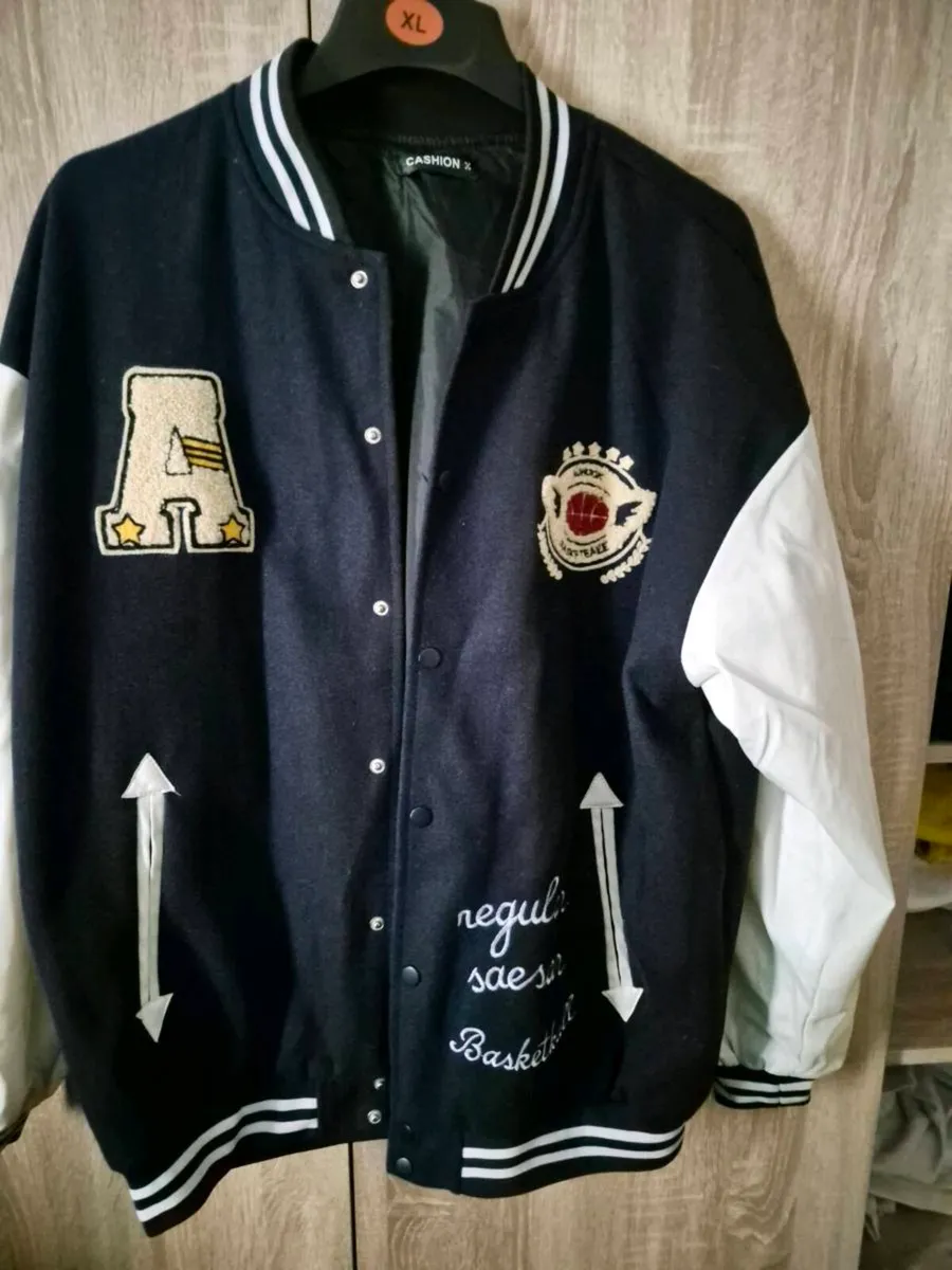 BASKETBALL JACKET - Image 1