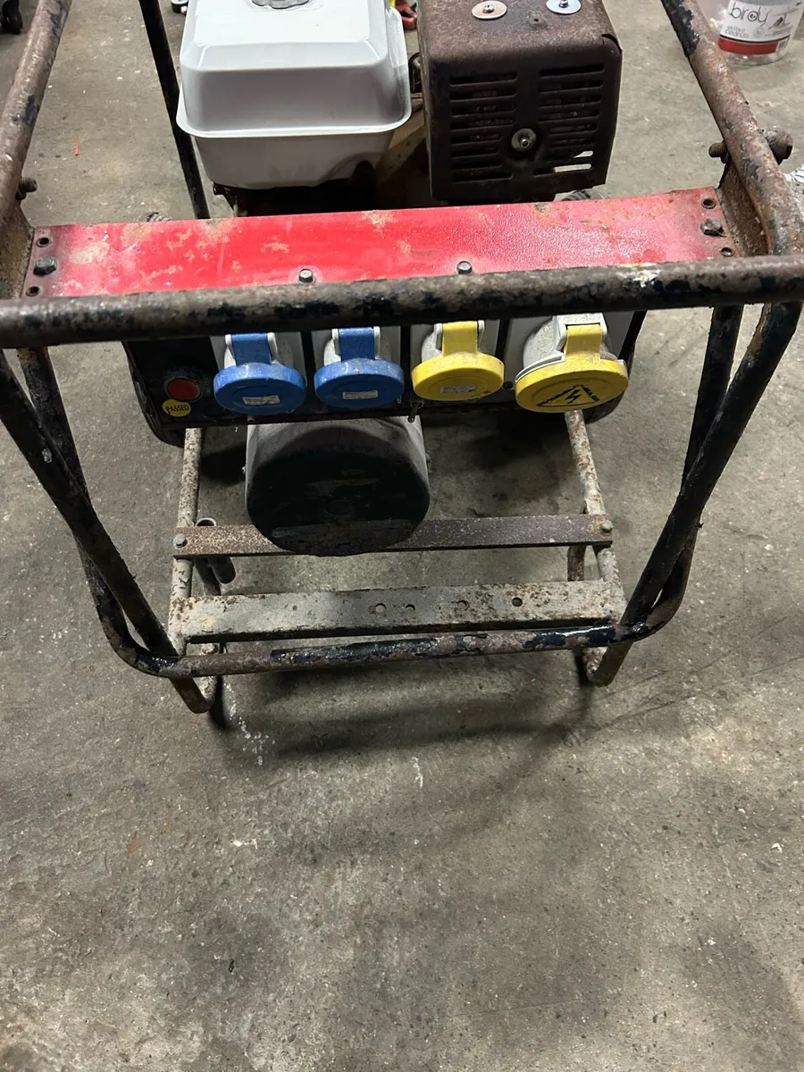 Honda generator - Image 3