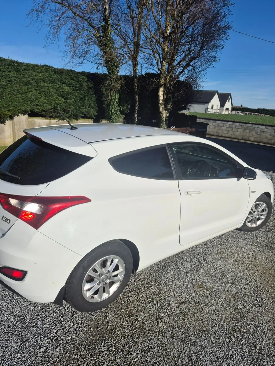 Hyundai i30 2015 - Image 3