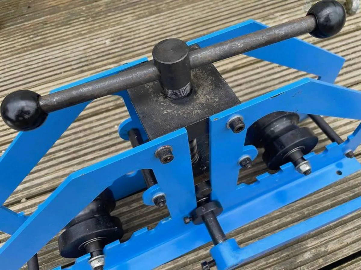 3 roller manual pipe bender - Image 2