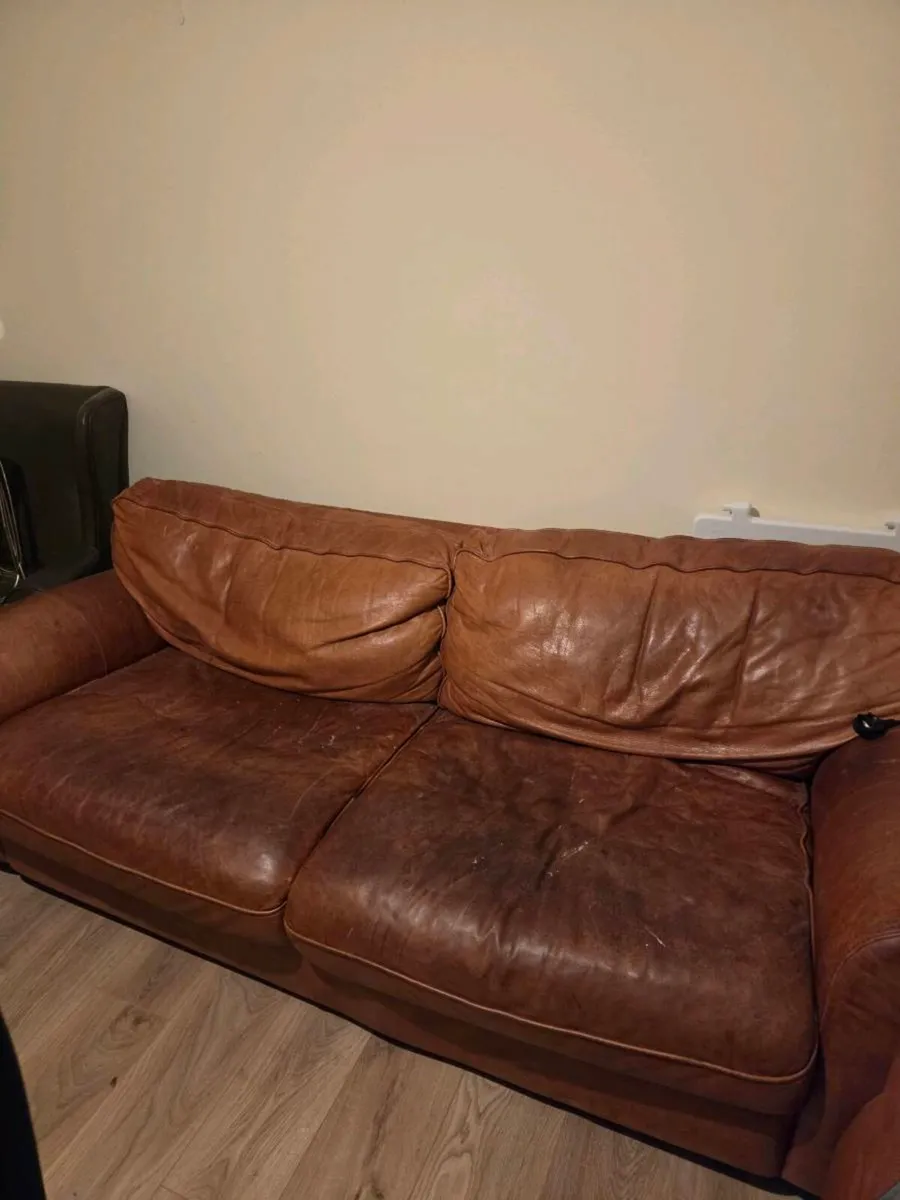 Brown Leather Suite — FREE to good home 🛋️ - Image 1