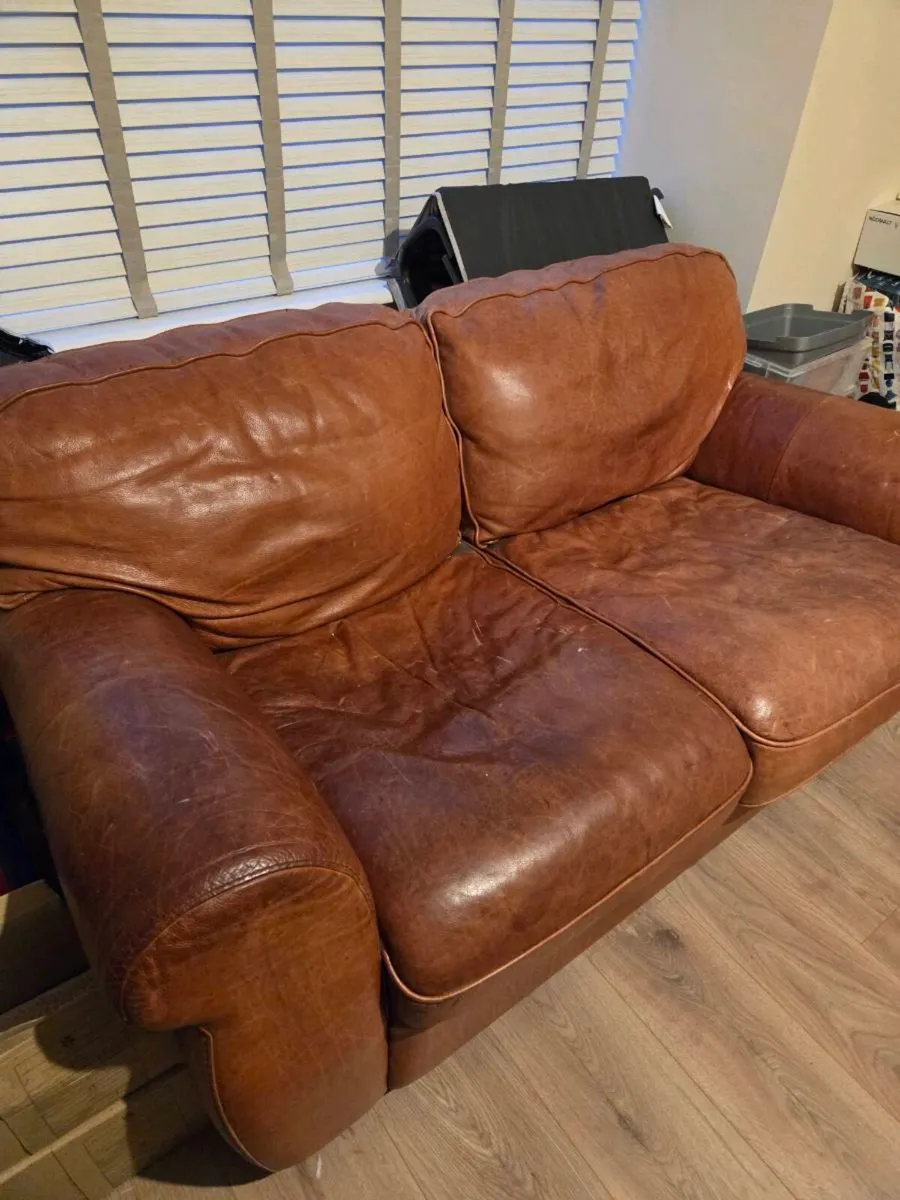 Brown Leather Suite — FREE to good home 🛋️ - Image 2