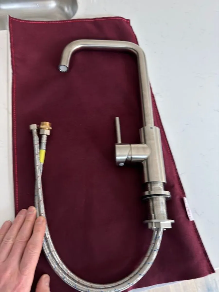 kitchen tap - Image 2