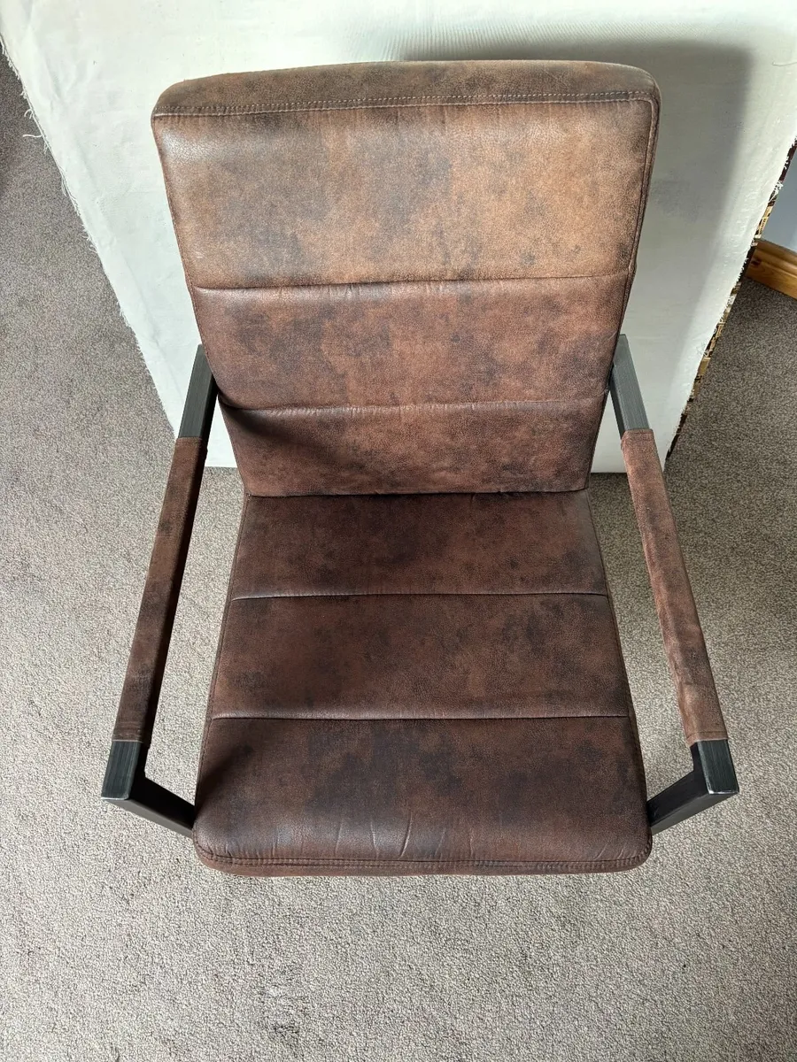 6 kitchen chairs - Image 2