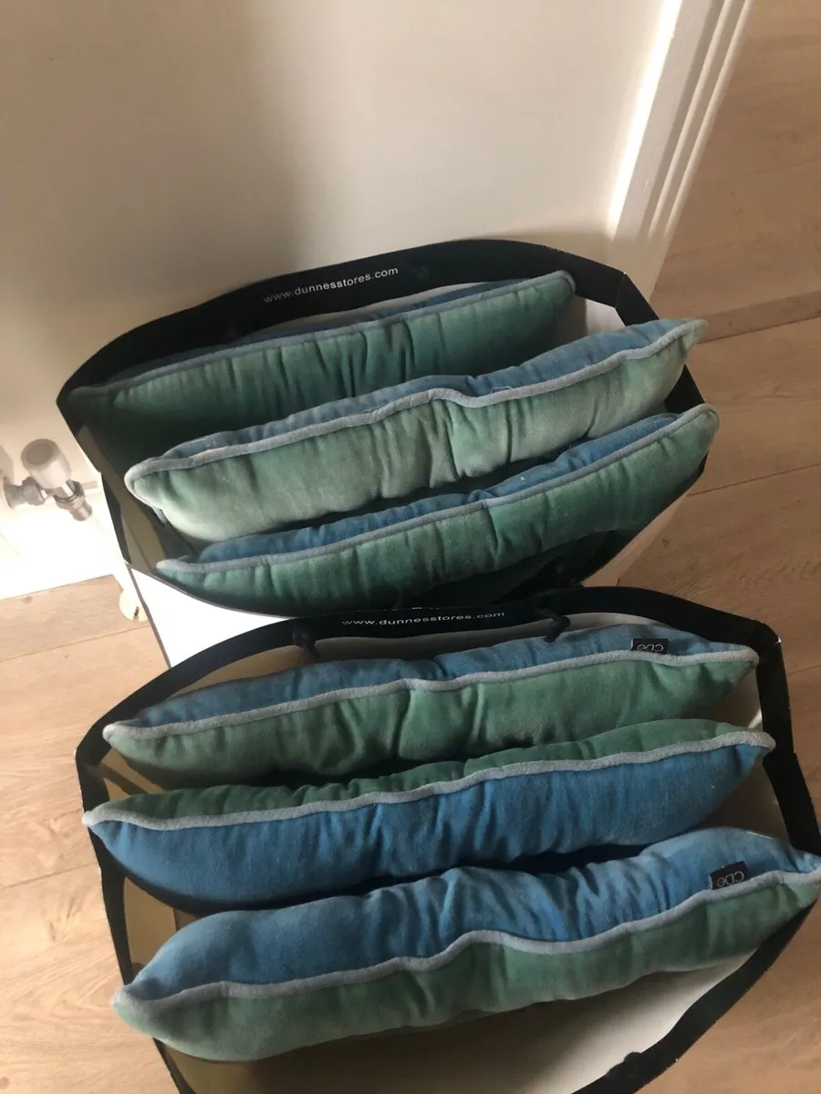 Cushions - Image 3