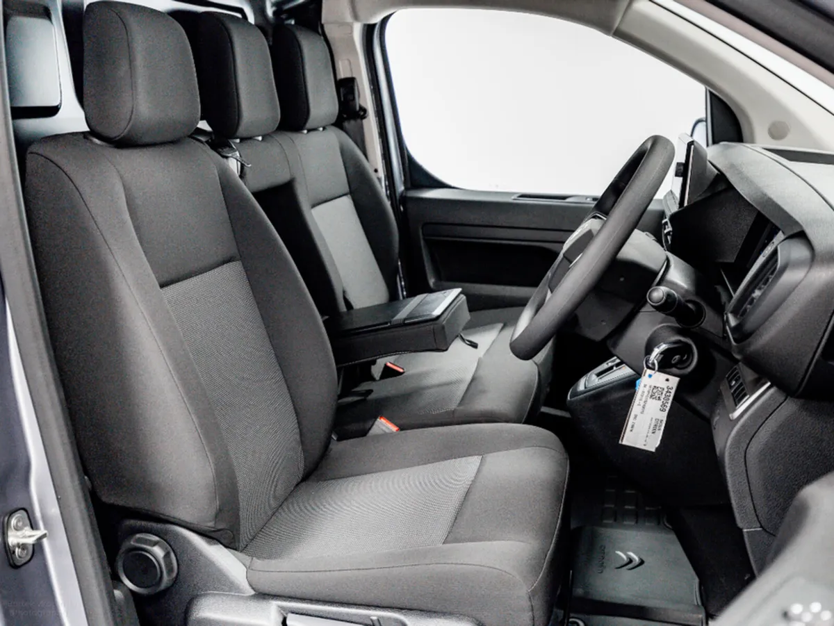 Citroen Dispatch Enterprise 2.2 Diesel Auto 180HP - Image 3