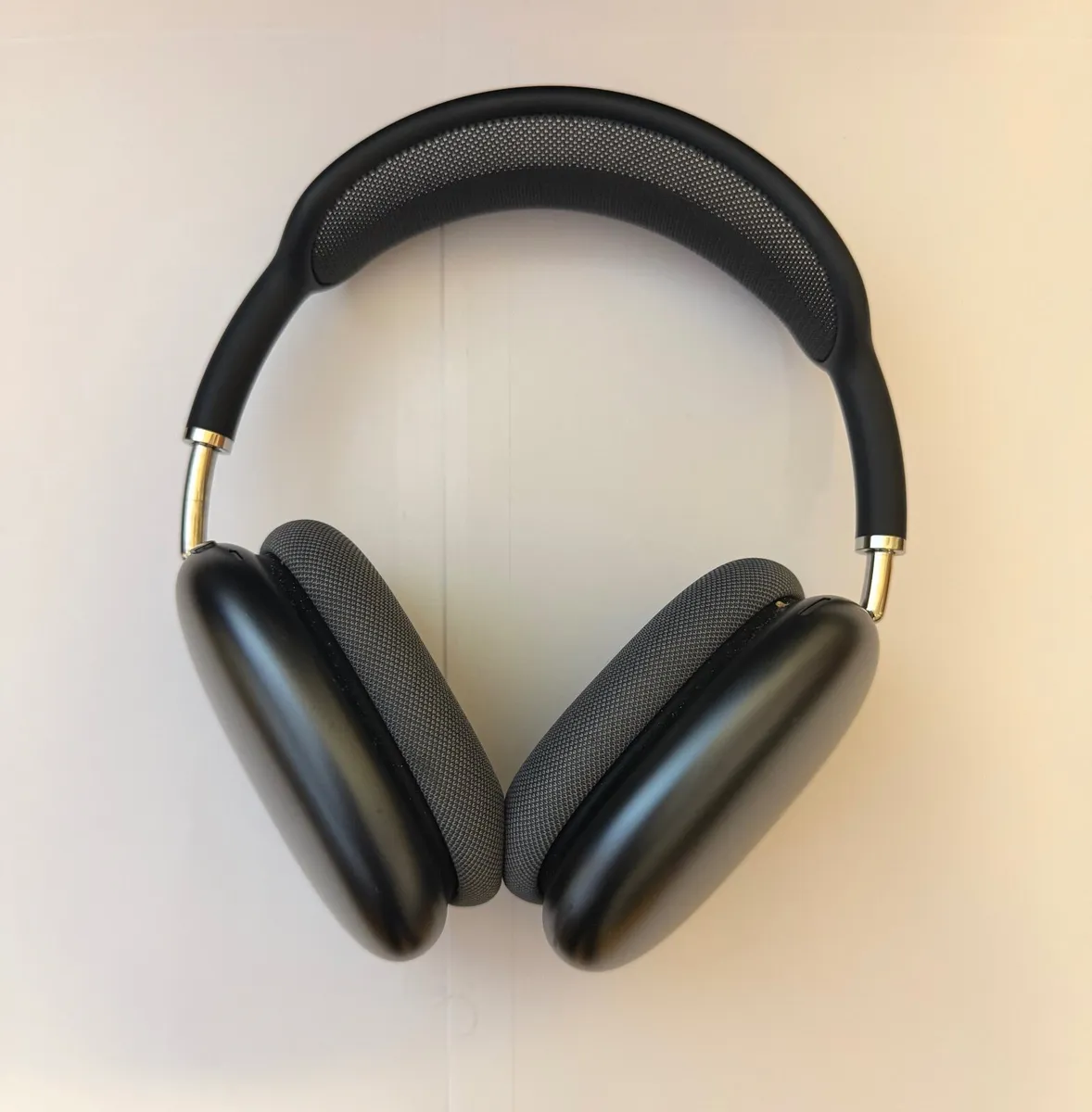 Apple AirPods Max USB C Inc. Applecare Feb 2028 - Image 3