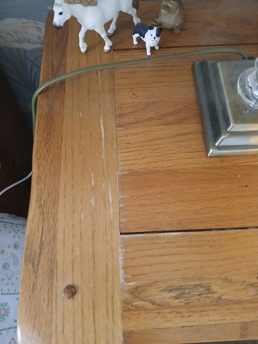 Oak Bedside tables x 2 - Image 2