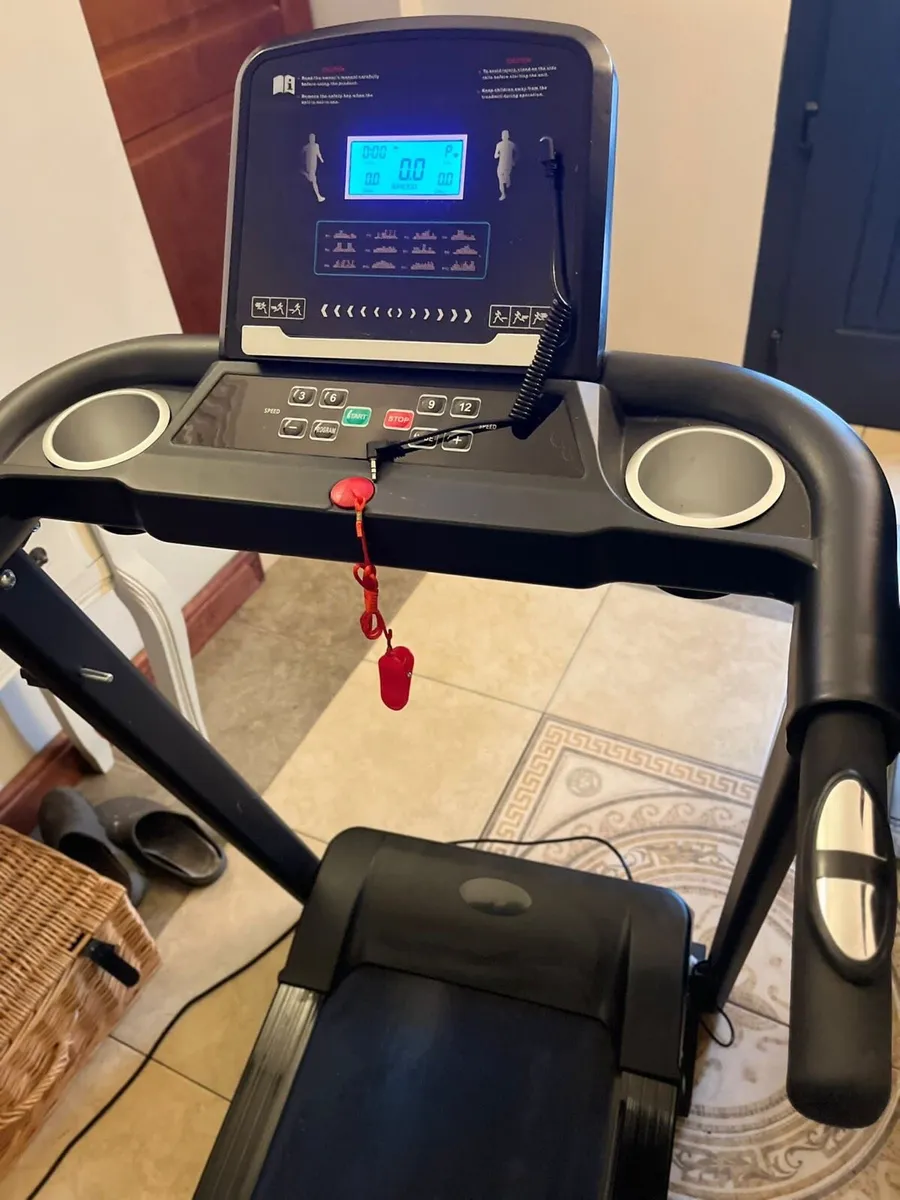 Treadmill - Image 1