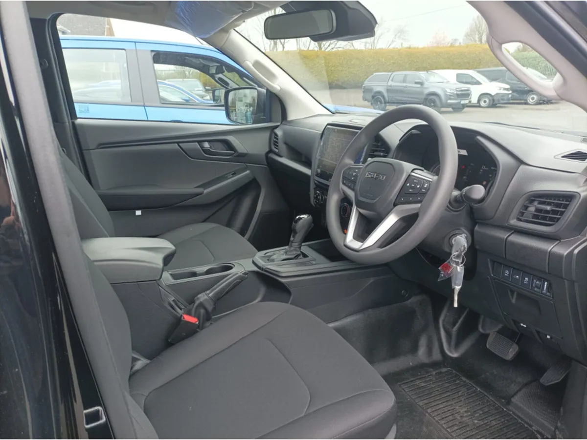 Isuzu D-Max L Model - Image 4