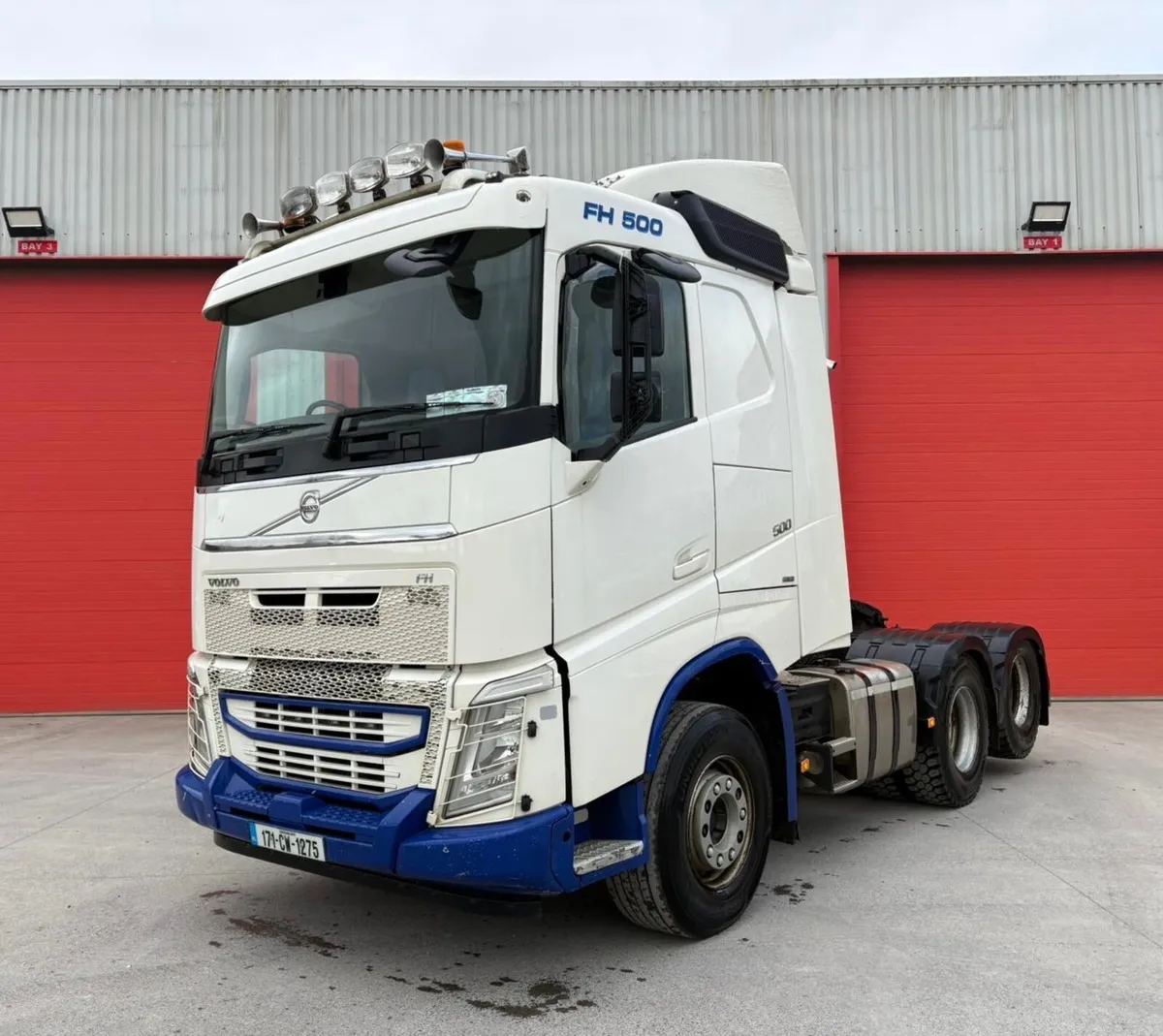 2017 Volvo FH500 6X2 TAG AXLE - Image 1