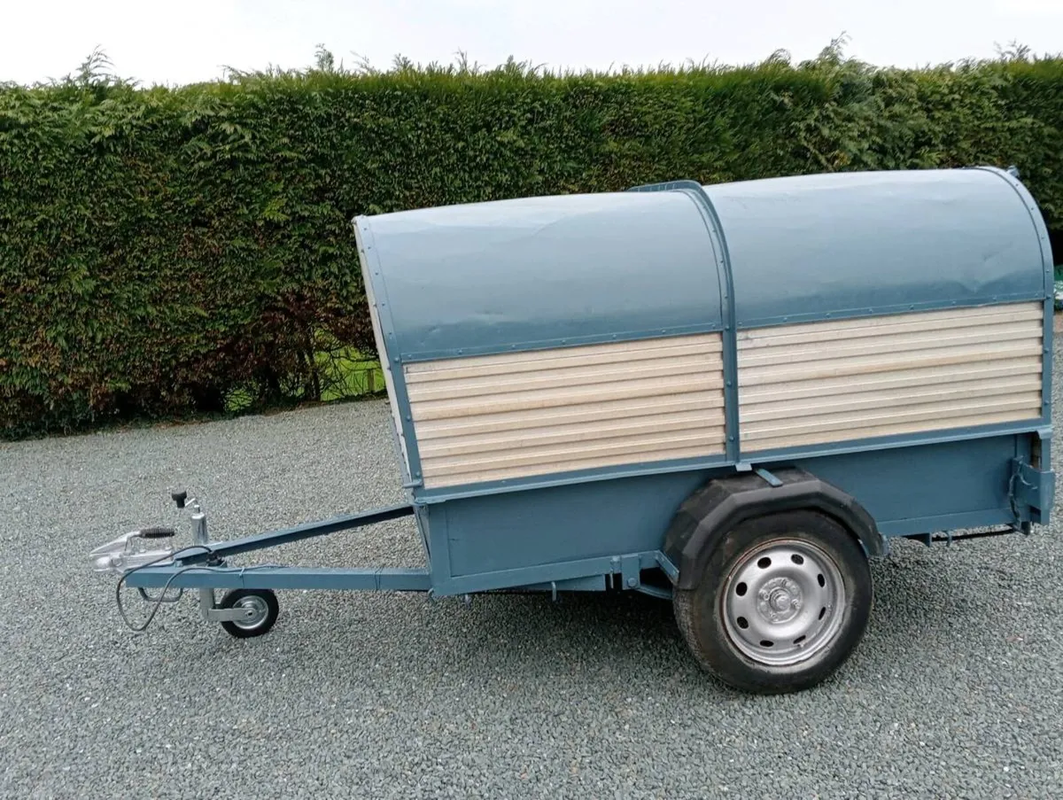 CALF/ SHEEP TRAILER - Image 1