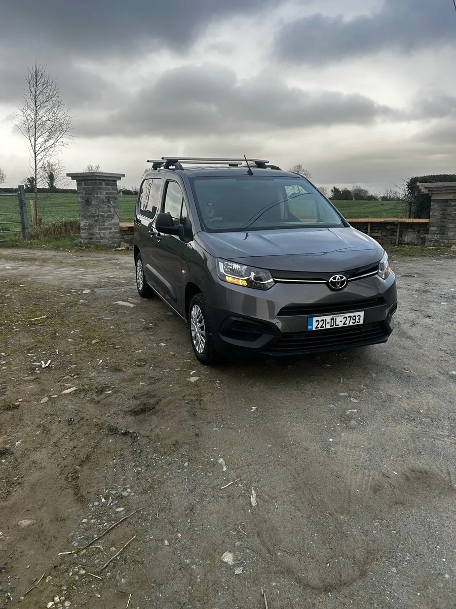 2022 Toyota Proace City 48k NO VAT - Image 2