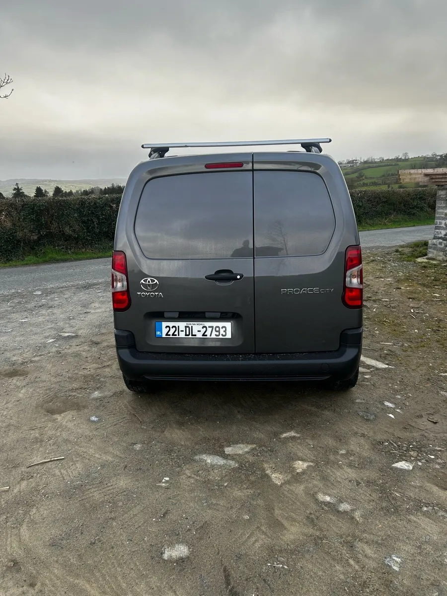2022 Toyota Proace City 48k NO VAT - Image 4