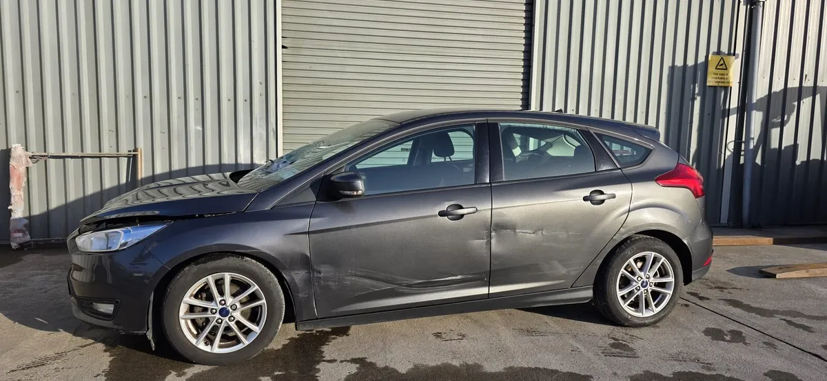 161 FORD FOCUS DIESEL AUTO - Image 4