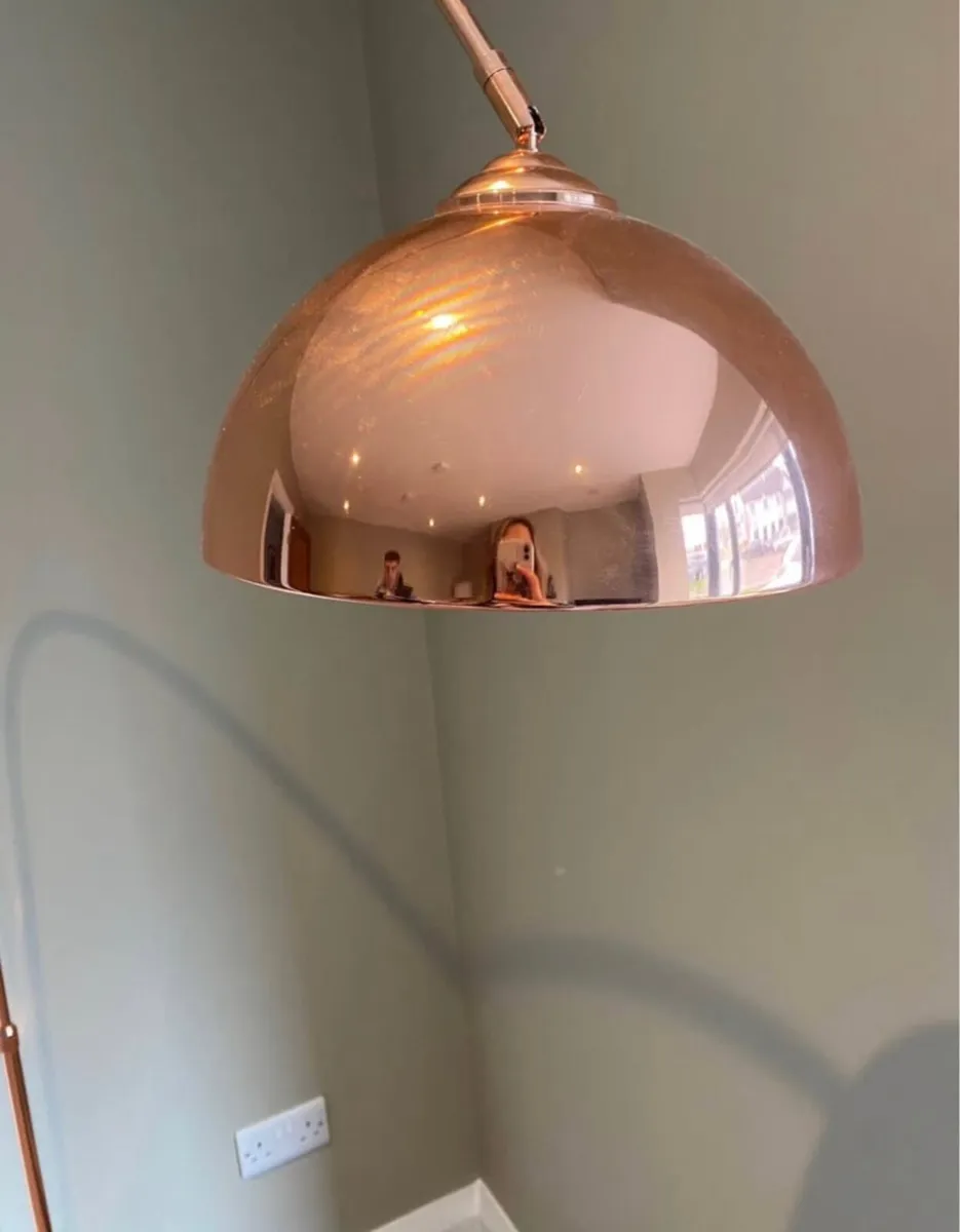 Rose gold ark floor lamp - Image 3