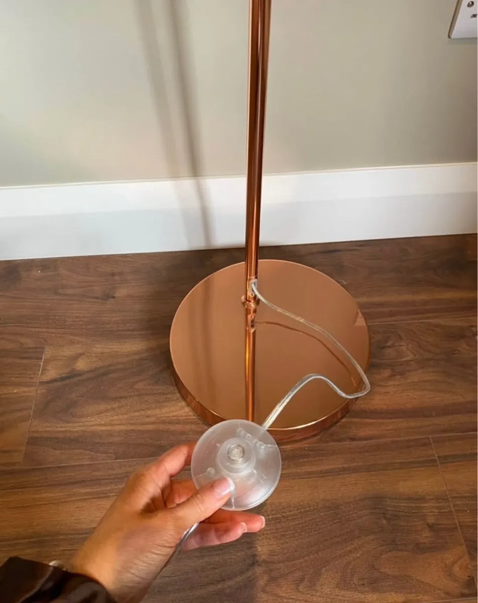 Rose gold ark floor lamp - Image 4