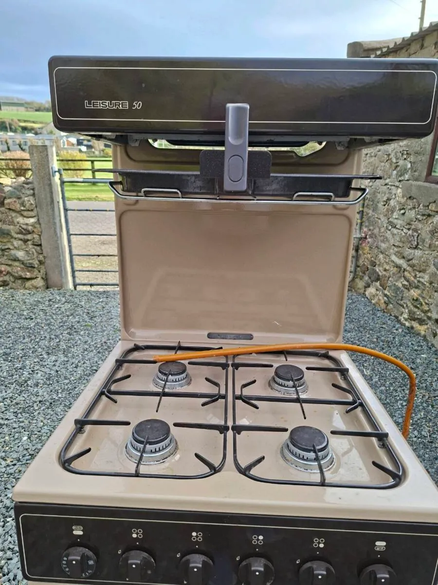 Gas cooker - Image 2