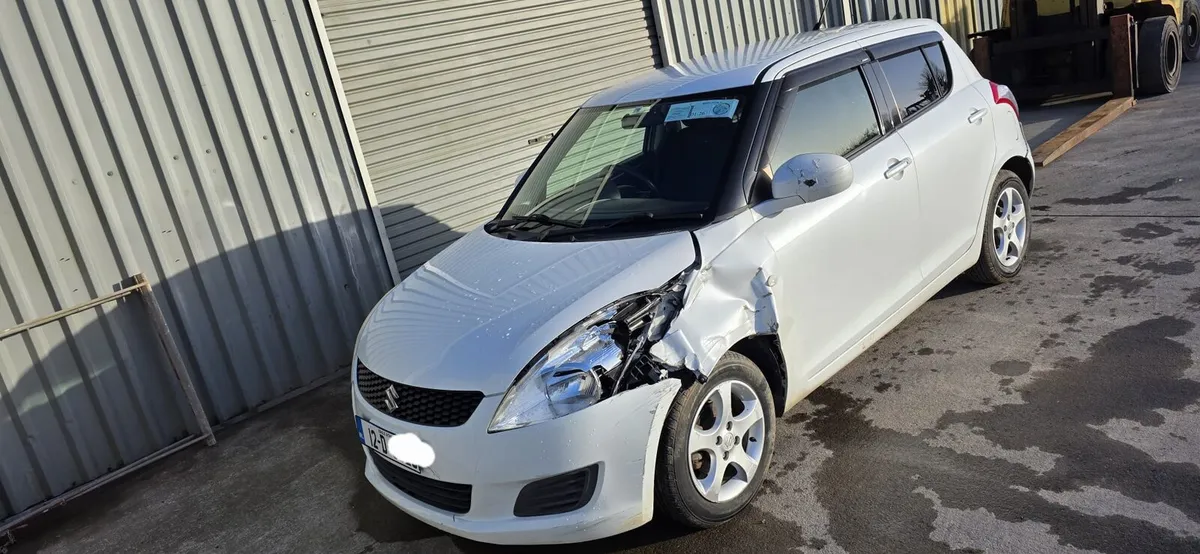 12 SUZUKI SWIFT AUTO - Image 3
