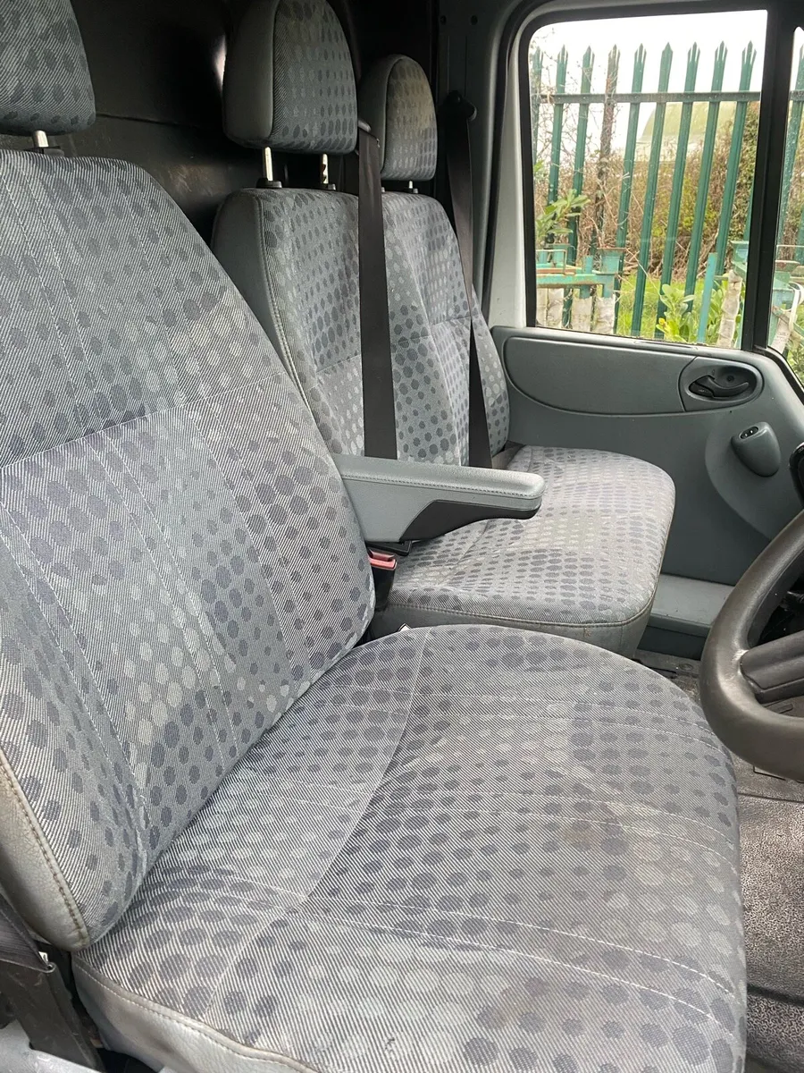 Cherry picker - Image 3